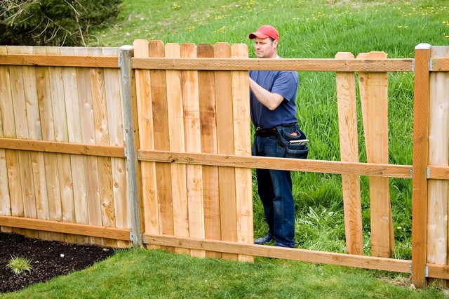 Fencing Stamford Hill, Stoke Newington, N16